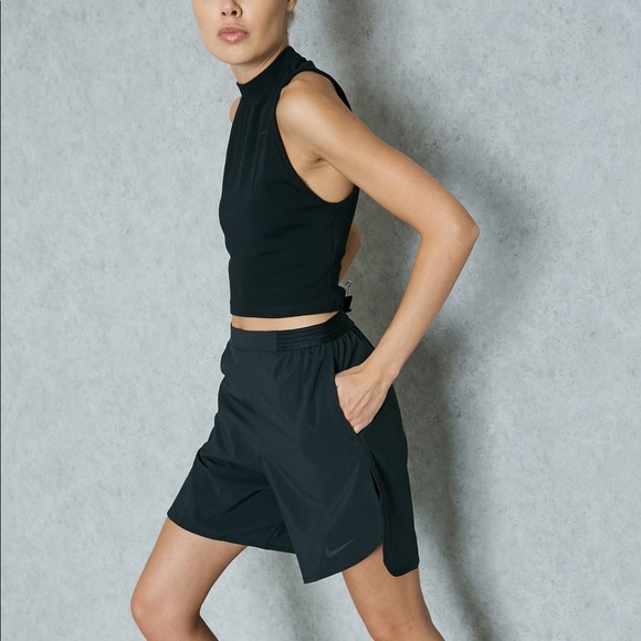 Nike Pants - NWT Nike Training Shorts